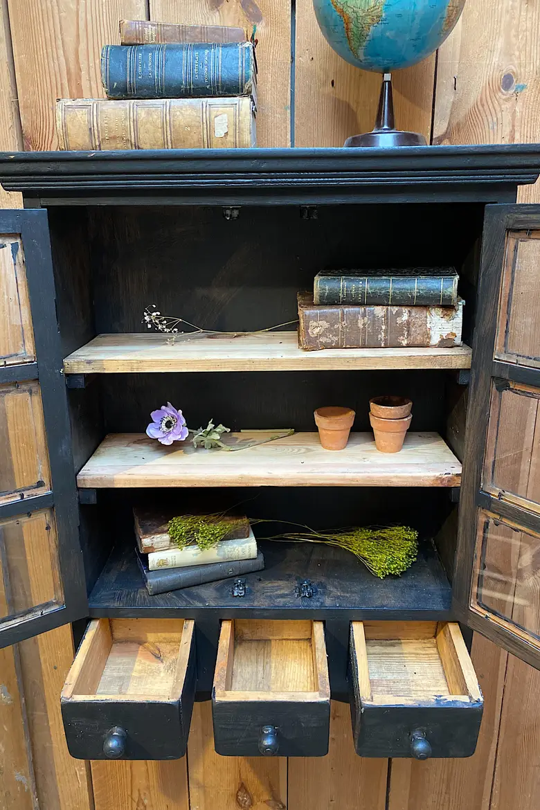Ancienne vitrine à épices en bois Début XXème