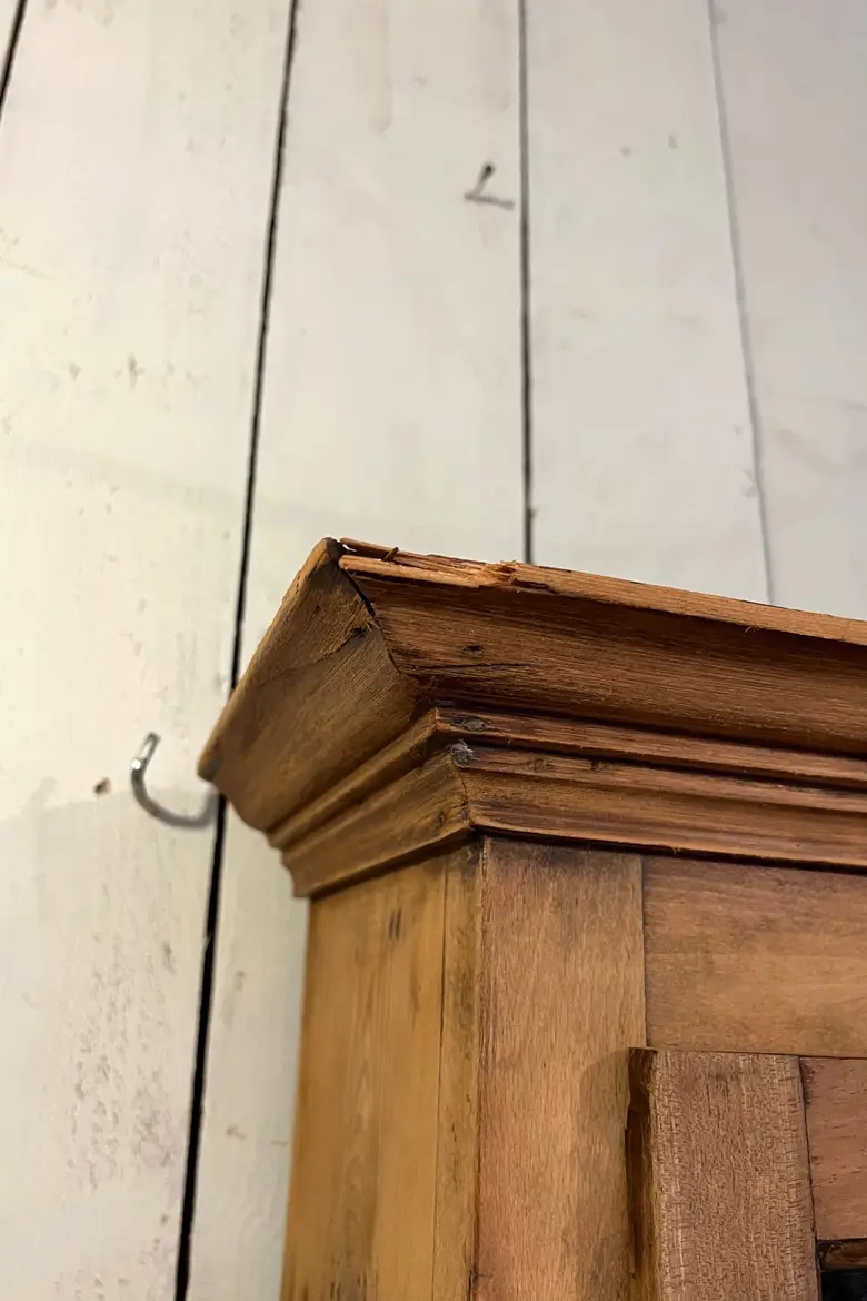 Ancienne vitrine à suspendre Début XXème