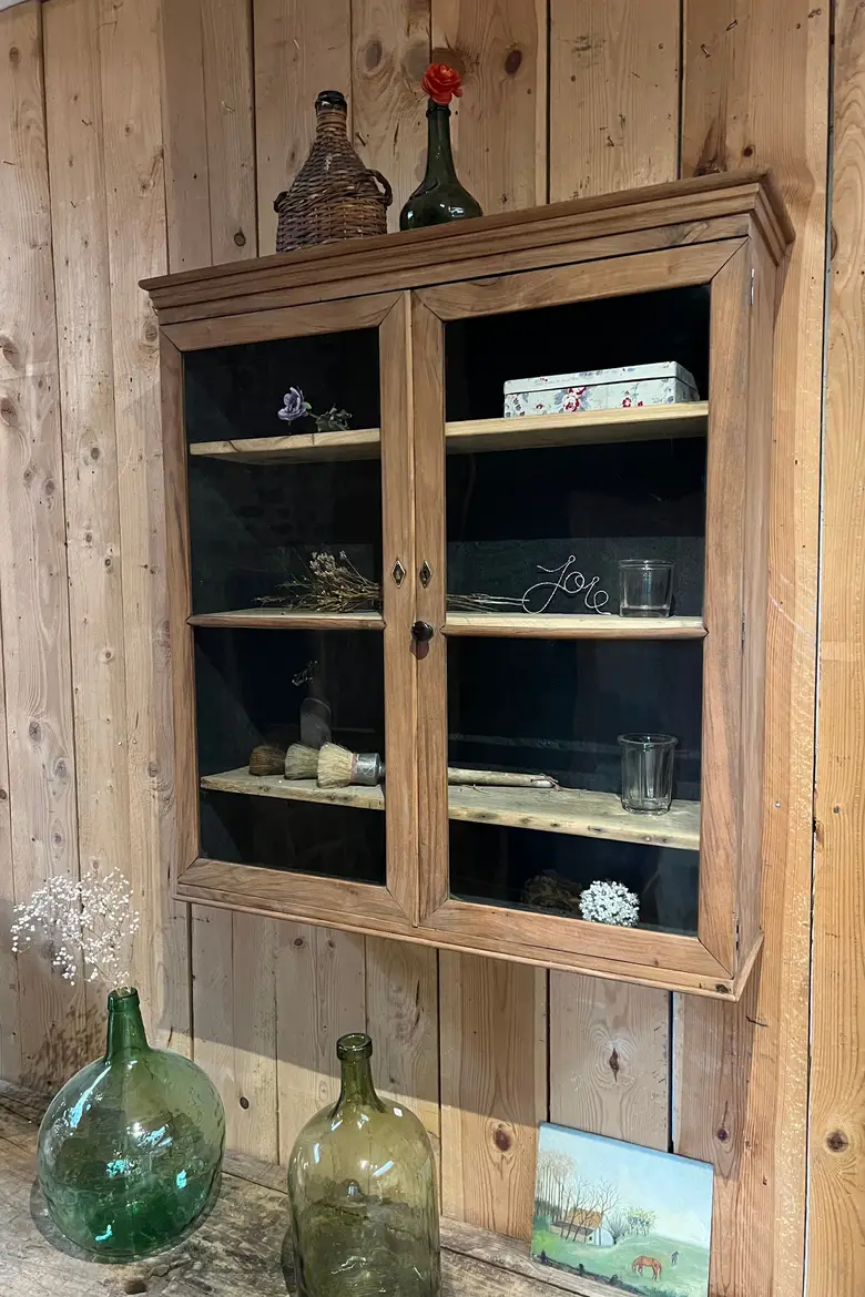 Ancienne vitrine à suspendre Début XXème