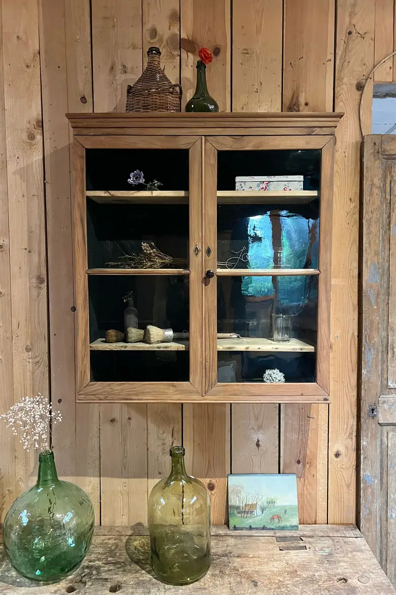 Ancienne vitrine à suspendre Début XXème