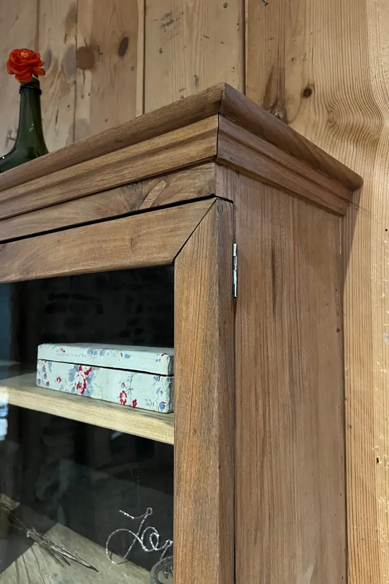 Ancienne vitrine à suspendre Début XXème