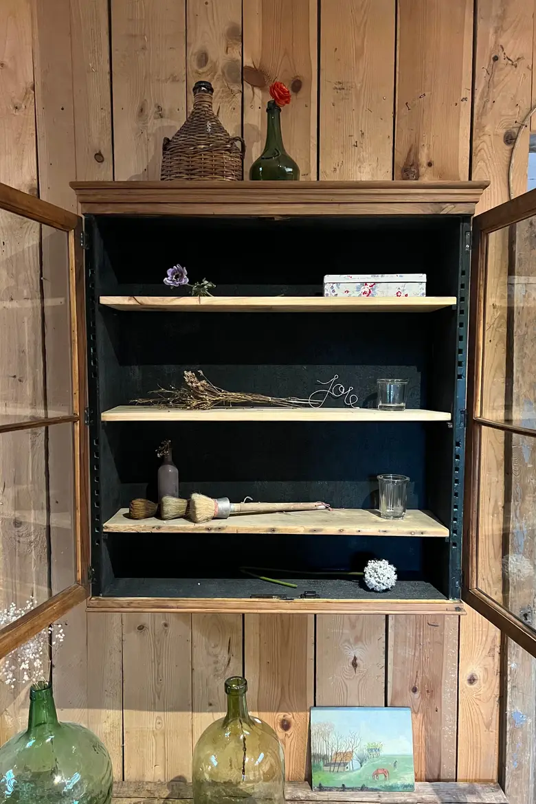 Ancienne vitrine à suspendre Début XXème