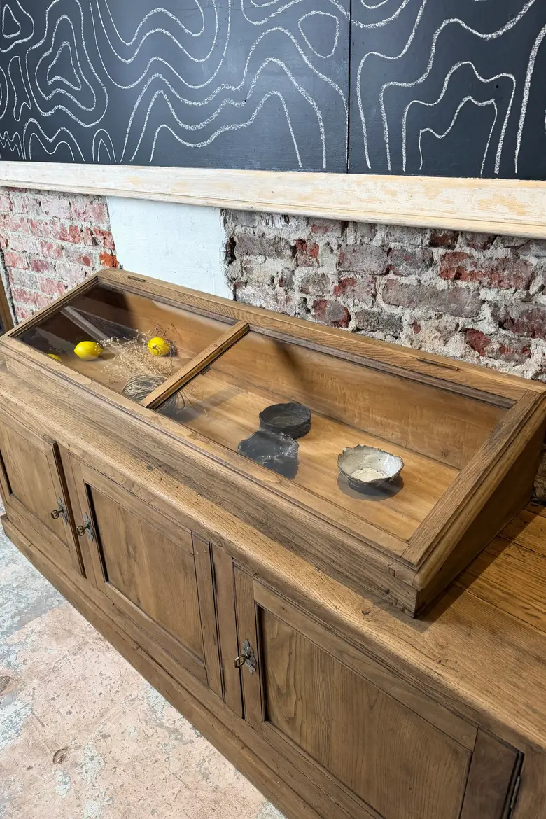 Ancienne vitrine de bijoutier en chêne – Début XXe siècle