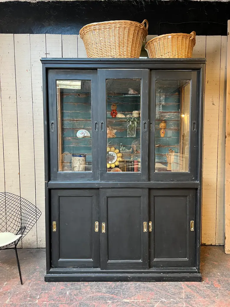 Ancienne vitrine de commerce