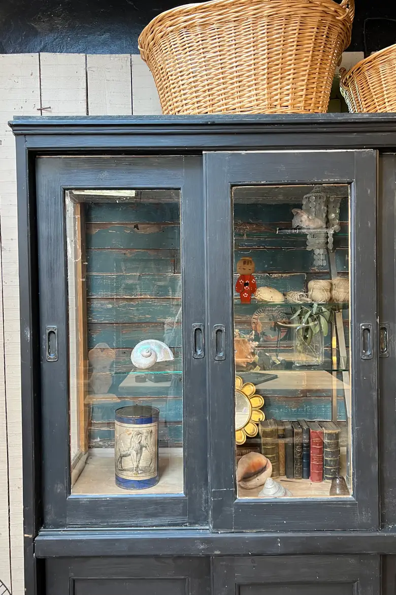 Ancienne vitrine de commerce