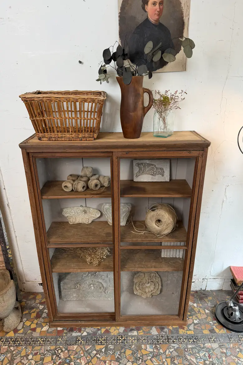 Ancienne vitrine de magasin – XIXe siècle