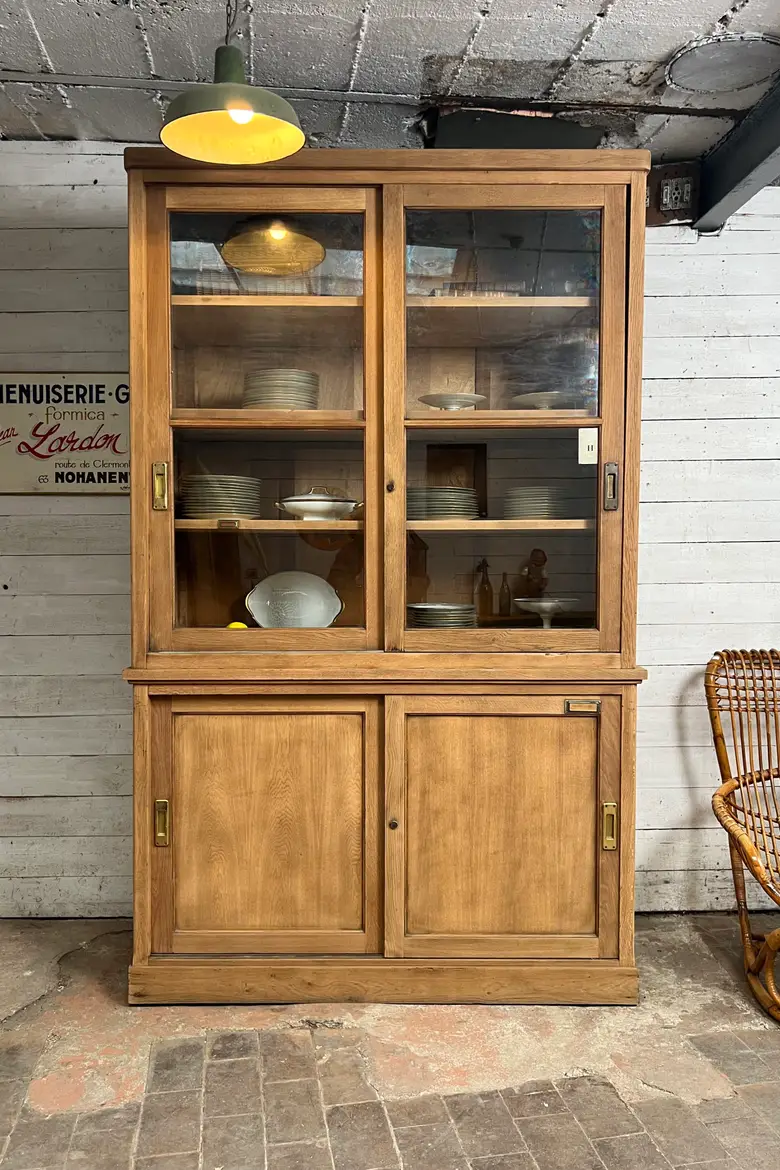 Ancienne vitrine de musée – Début XXe siècle