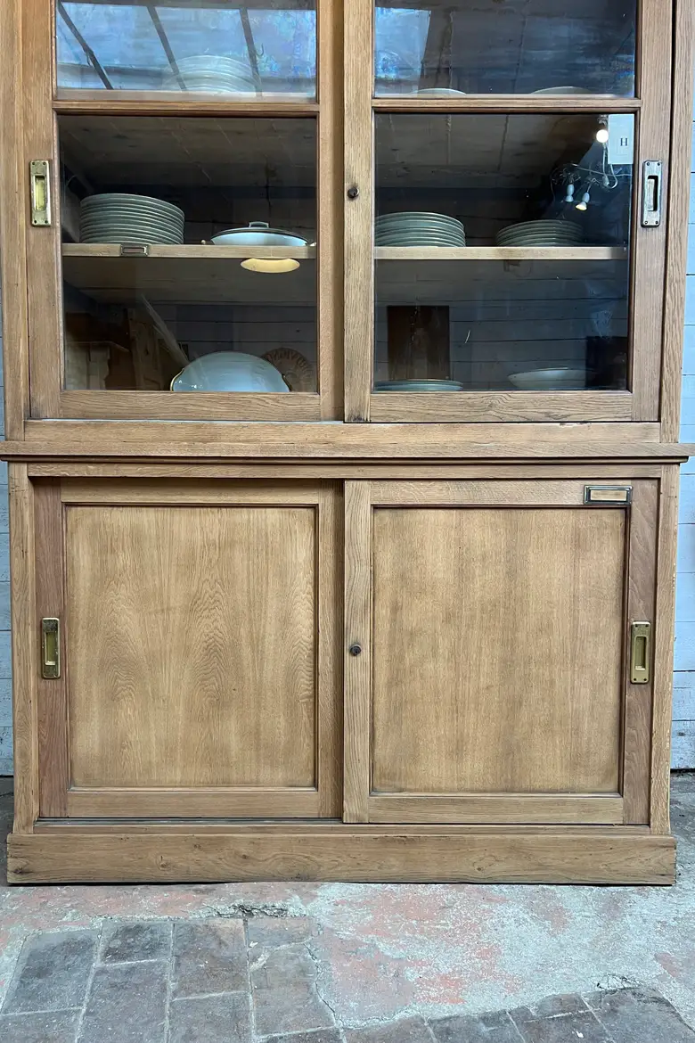 Ancienne vitrine de musée – Début XXe siècle