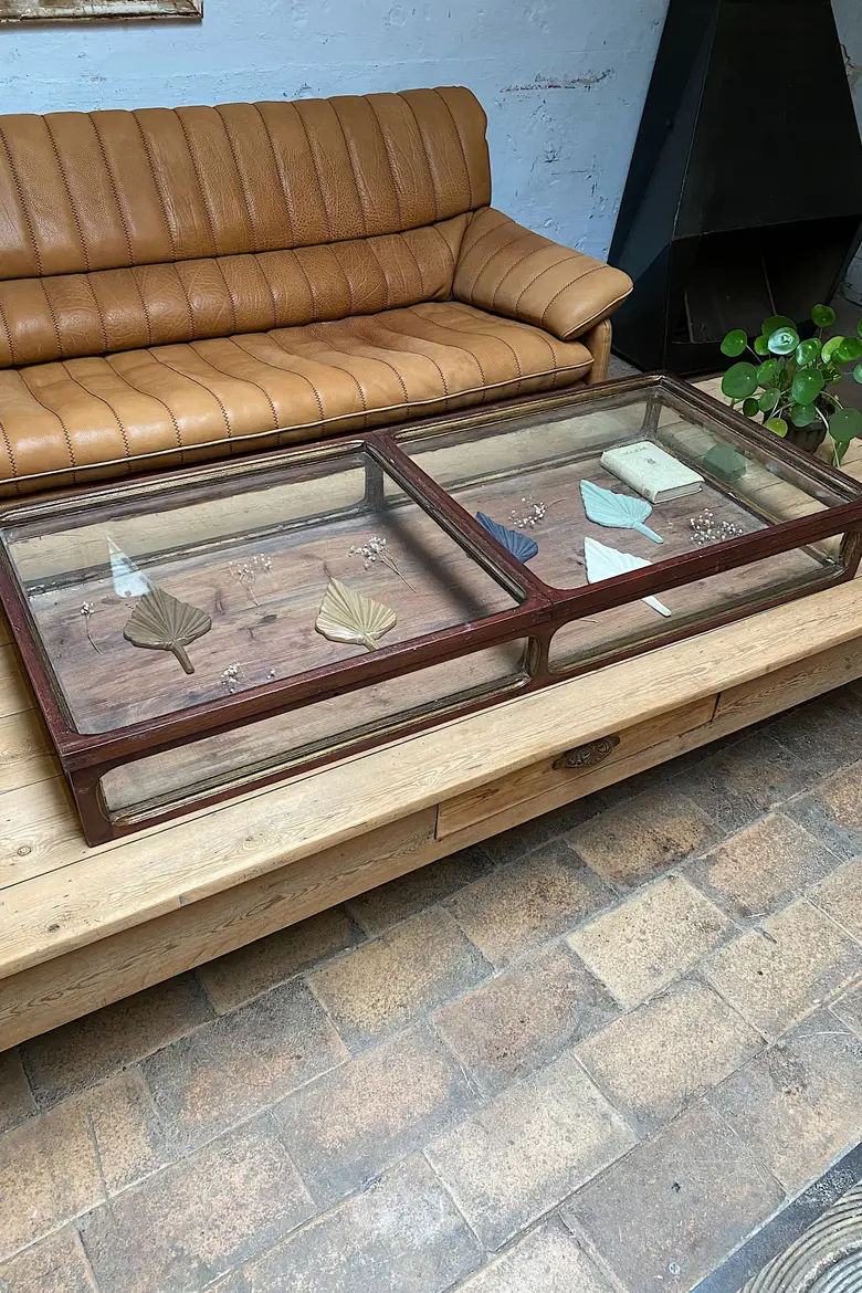 Ancienne vitrine de présentation en bois Début XXème