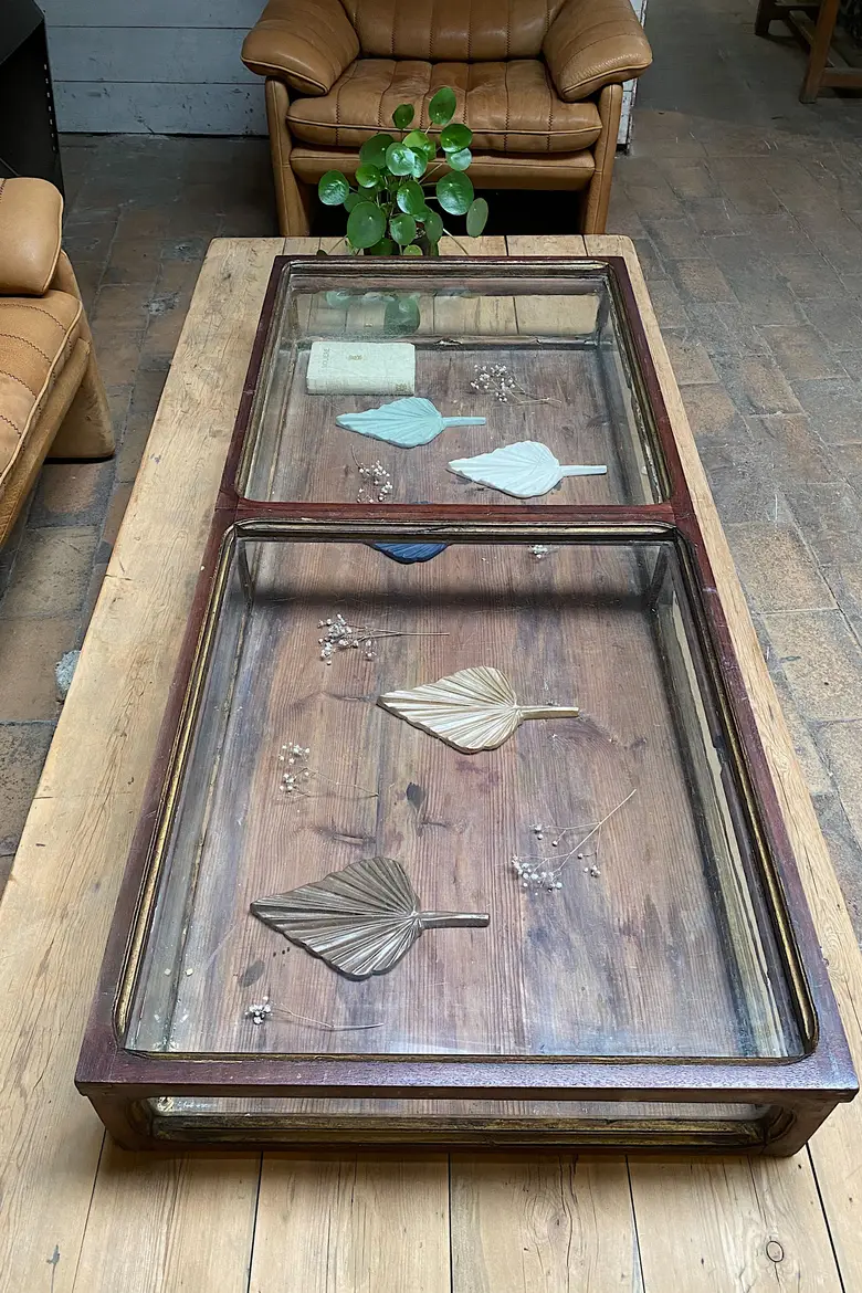 Ancienne vitrine de présentation en bois Début XXème