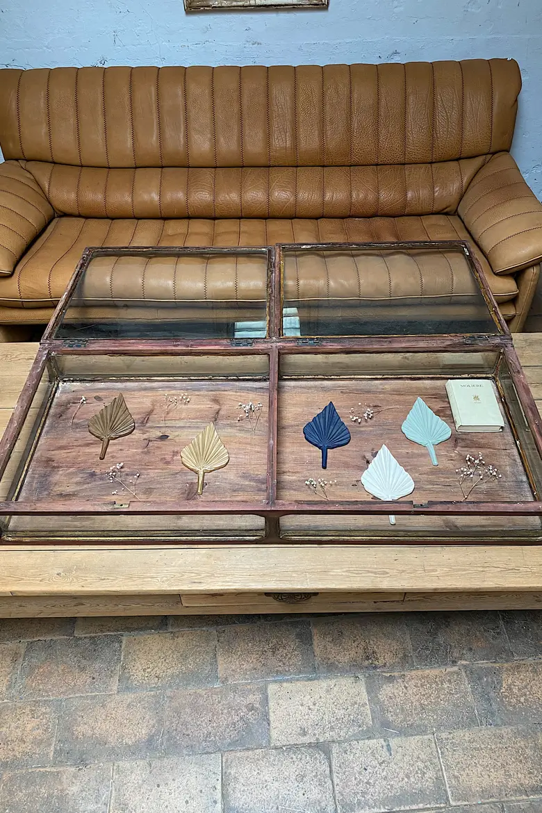 Ancienne vitrine de présentation en bois Début XXème