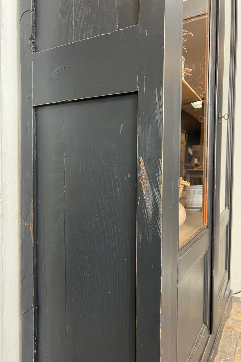 Ancienne vitrine d’école