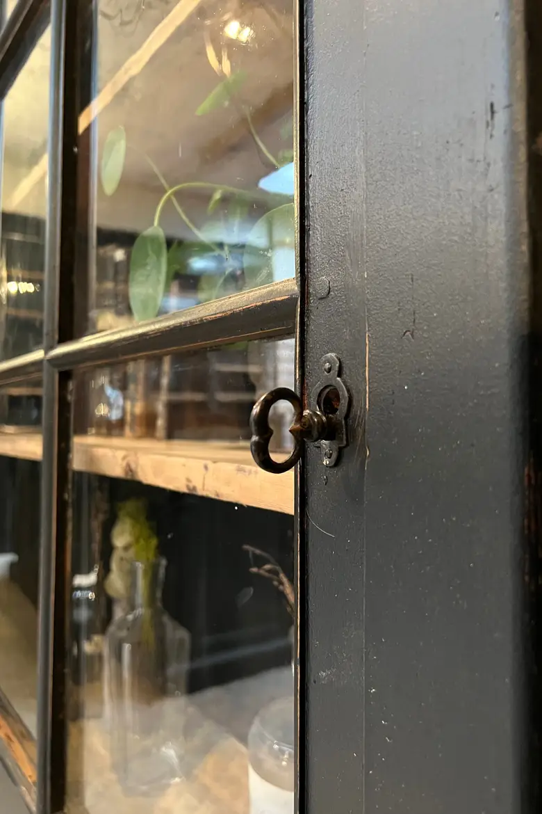 Ancienne vitrine en bois Début XXème