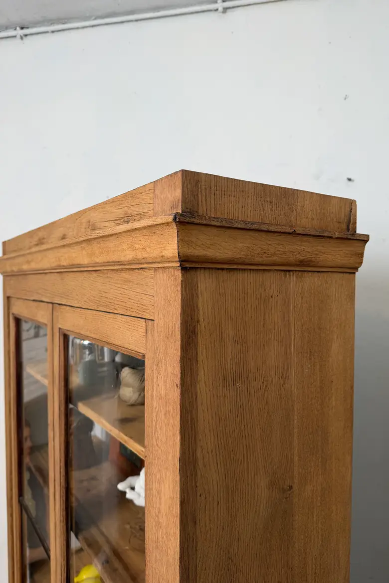 Ancienne vitrine en chêne – début XXe