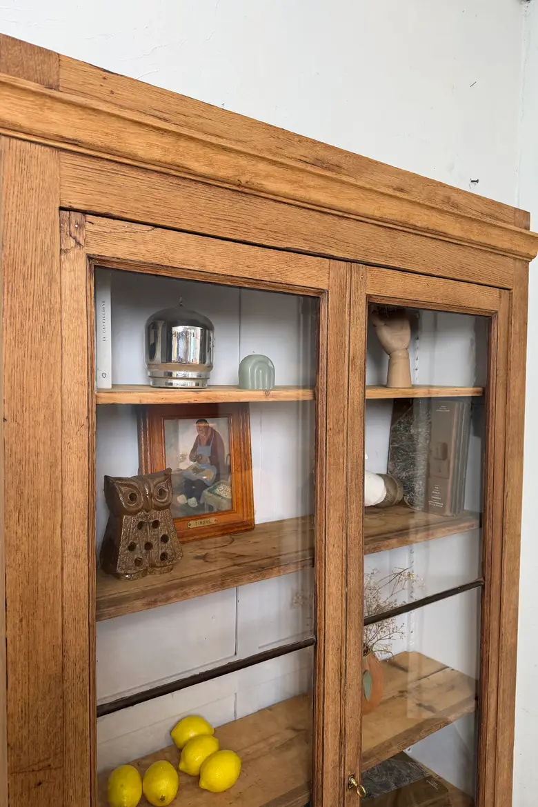 Ancienne vitrine en chêne – début XXe