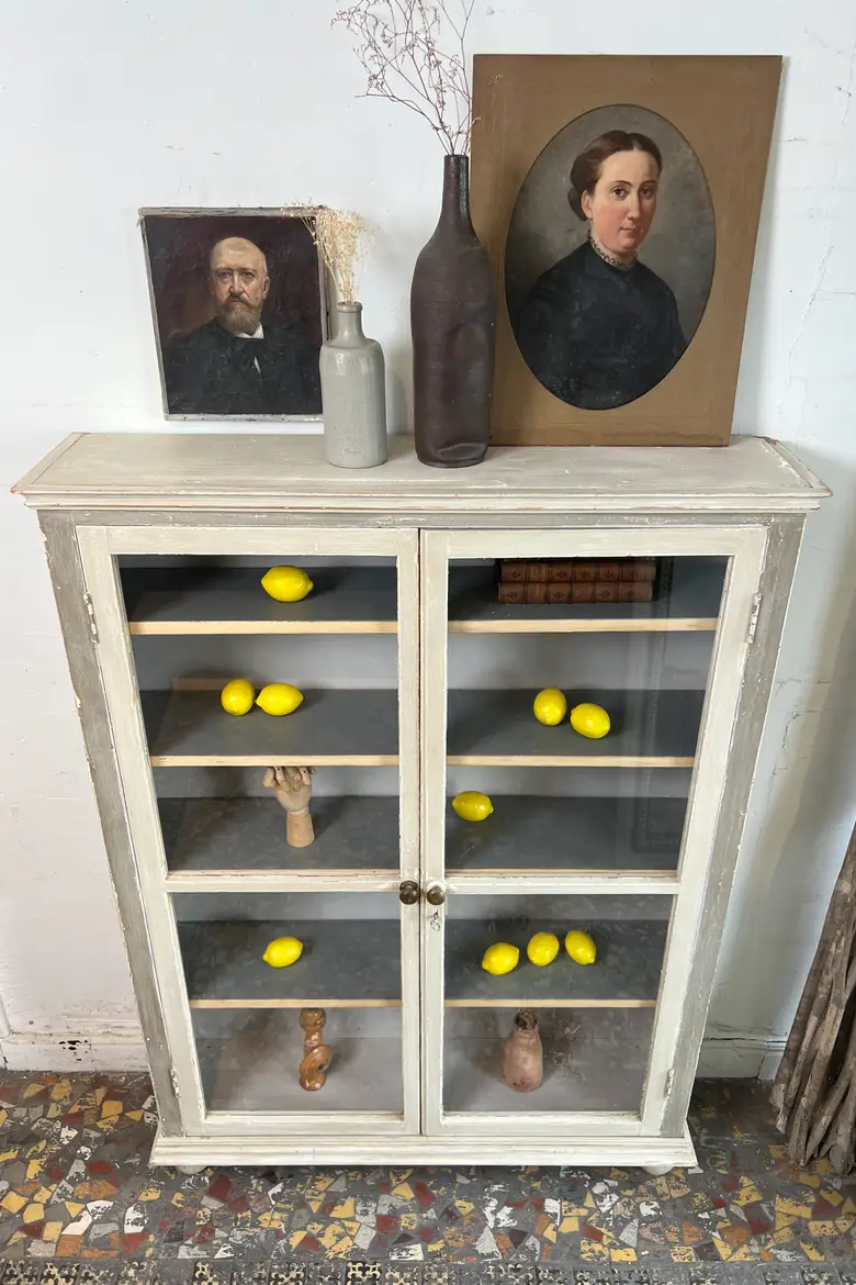 Ancienne vitrine en sapin – Début XXe