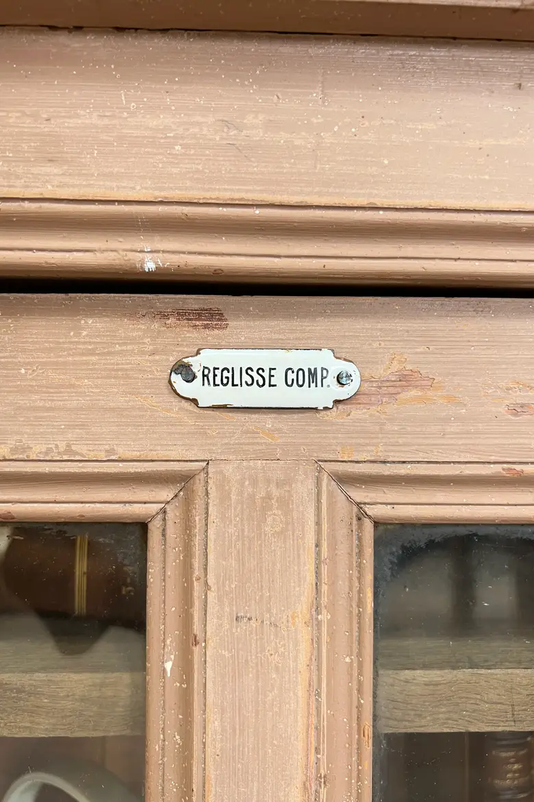Ancienne vitrine fin 19ème