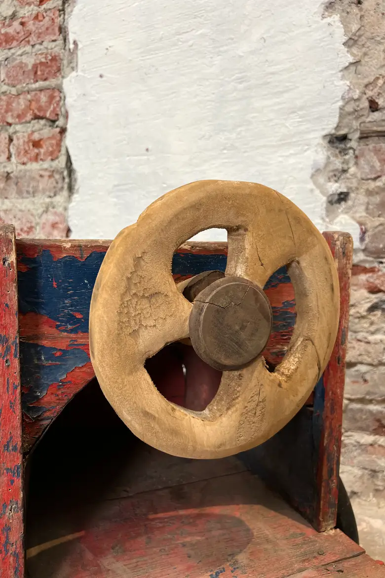 Ancienne voiture d’enfant