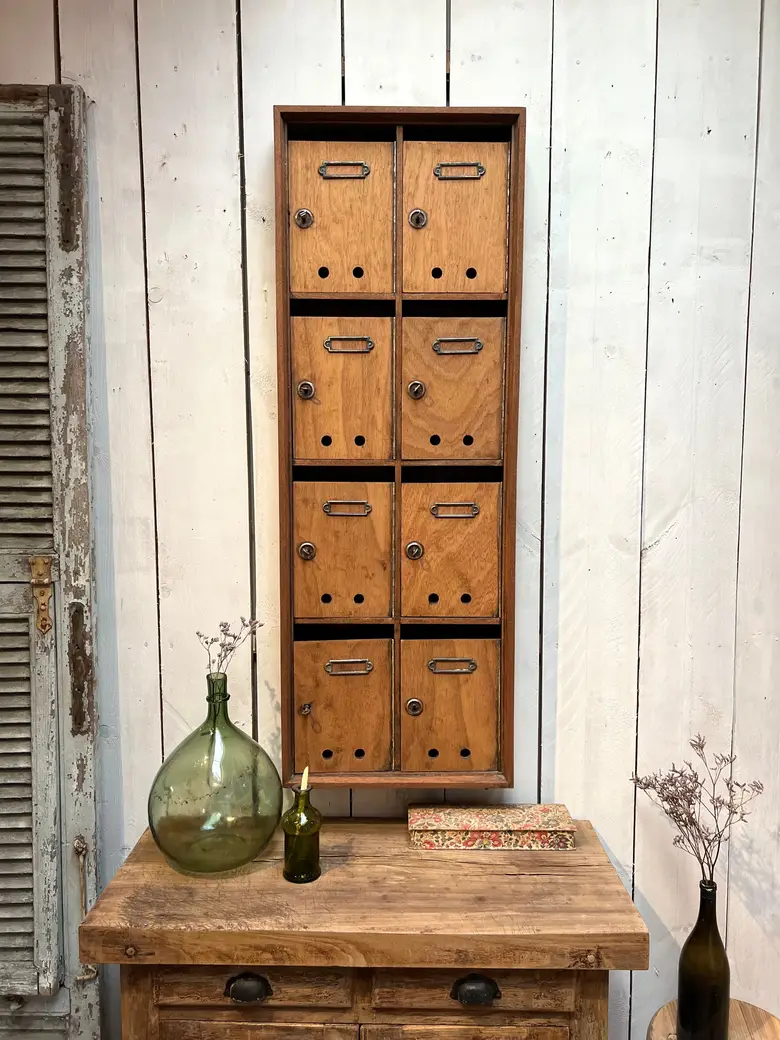 Anciennes boîtes aux lettres en bois Années 50