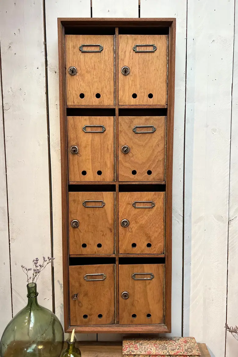 Anciennes boîtes aux lettres en bois Années 50
