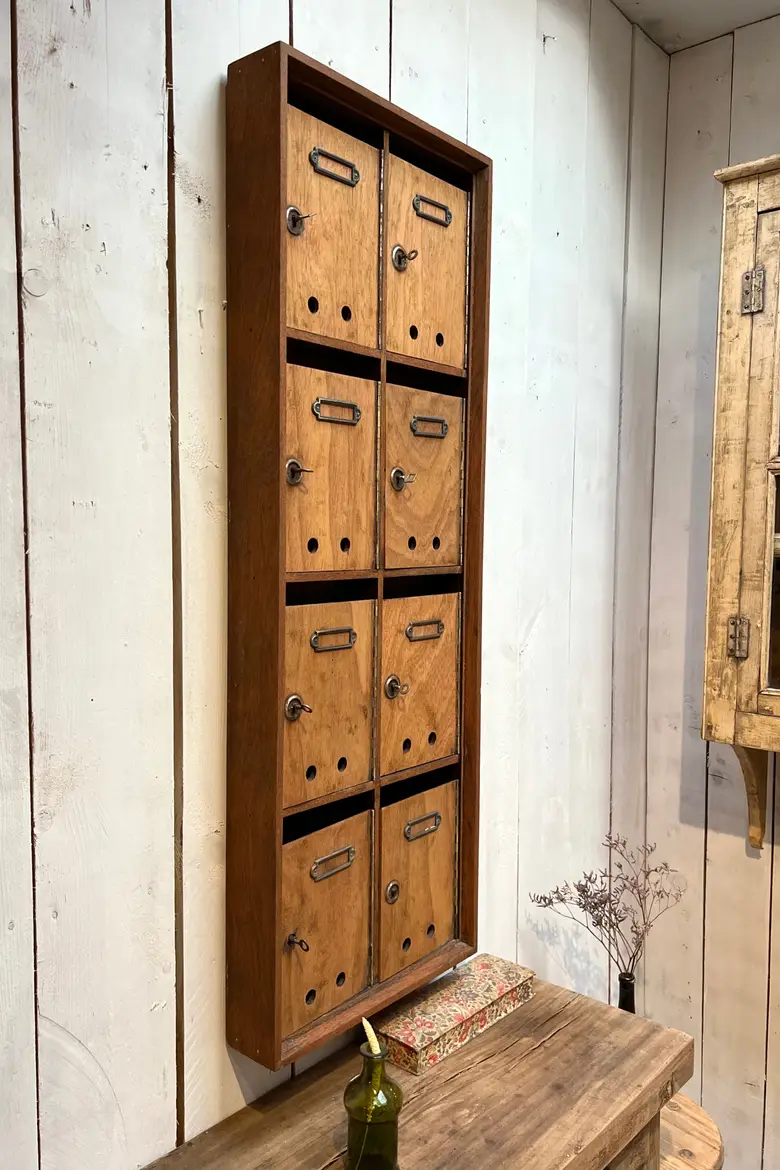 Anciennes boîtes aux lettres en bois Années 50