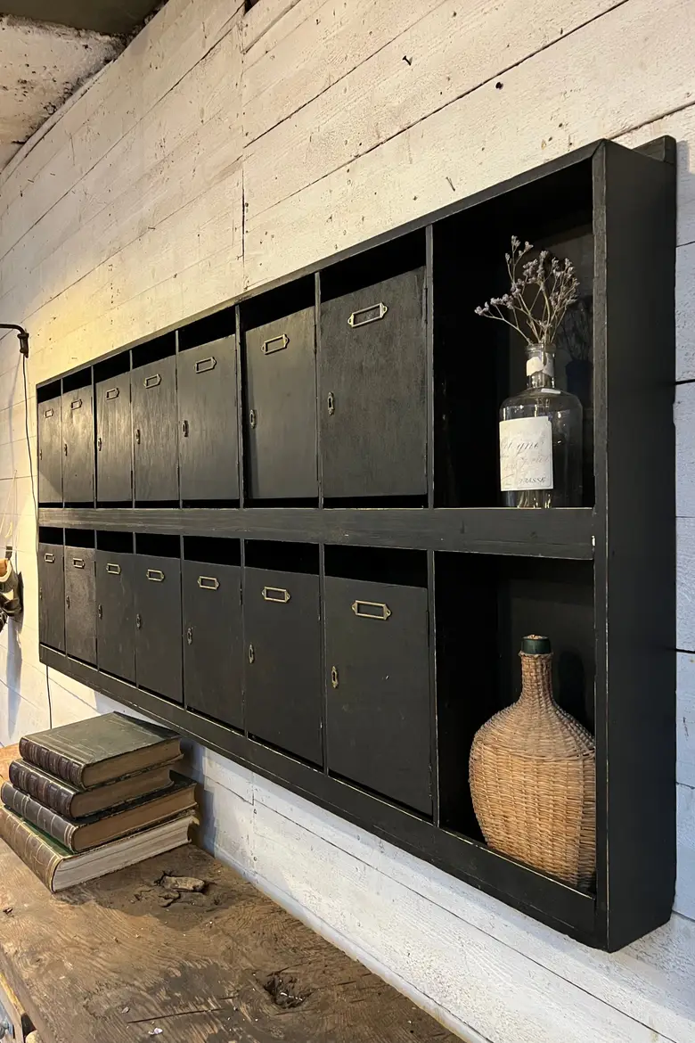 Anciennes boîtes aux lettres en bois Années 50