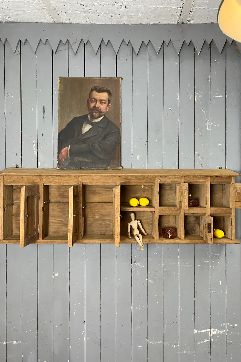 Anciennes boîtes aux lettres en chêne