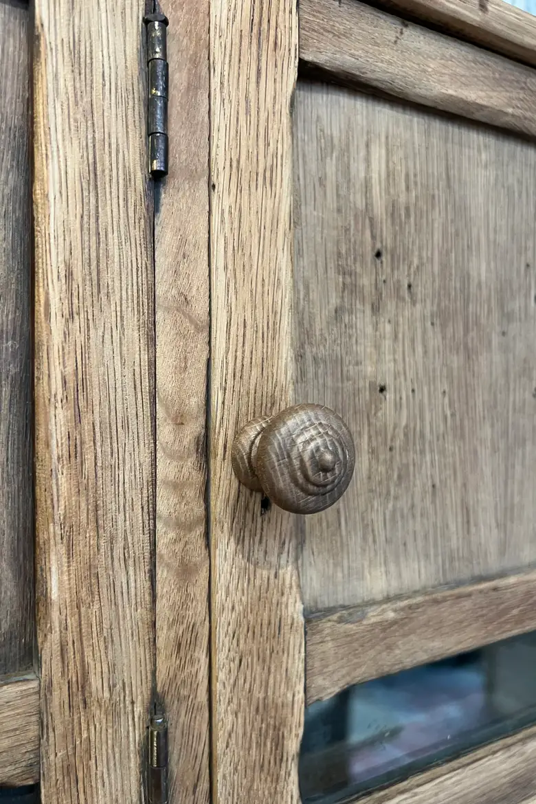 Anciennes boîtes aux lettres en chêne Début XXème