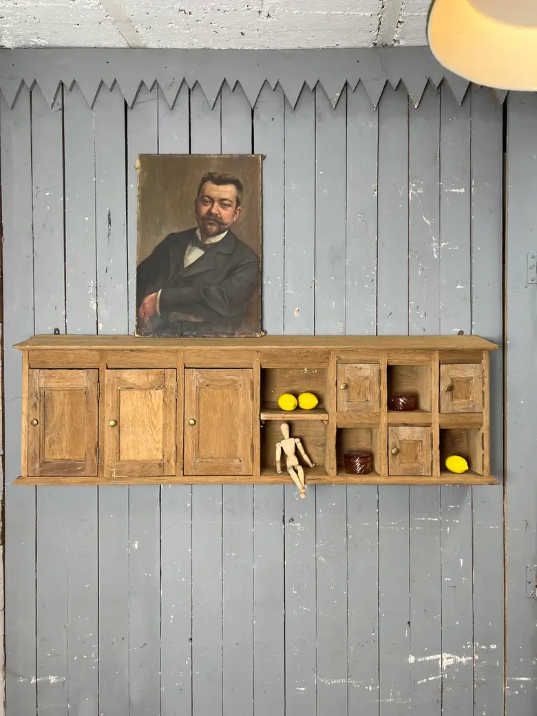 Anciennes boîtes aux lettres en chêne