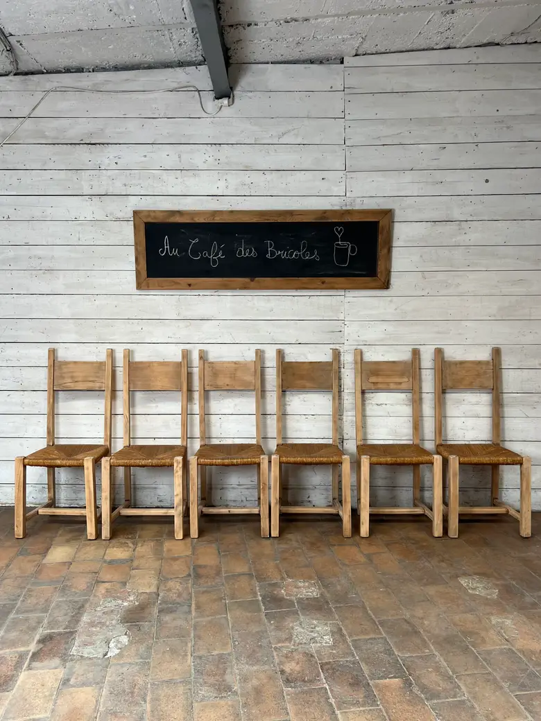 Anciennes chaises paillées