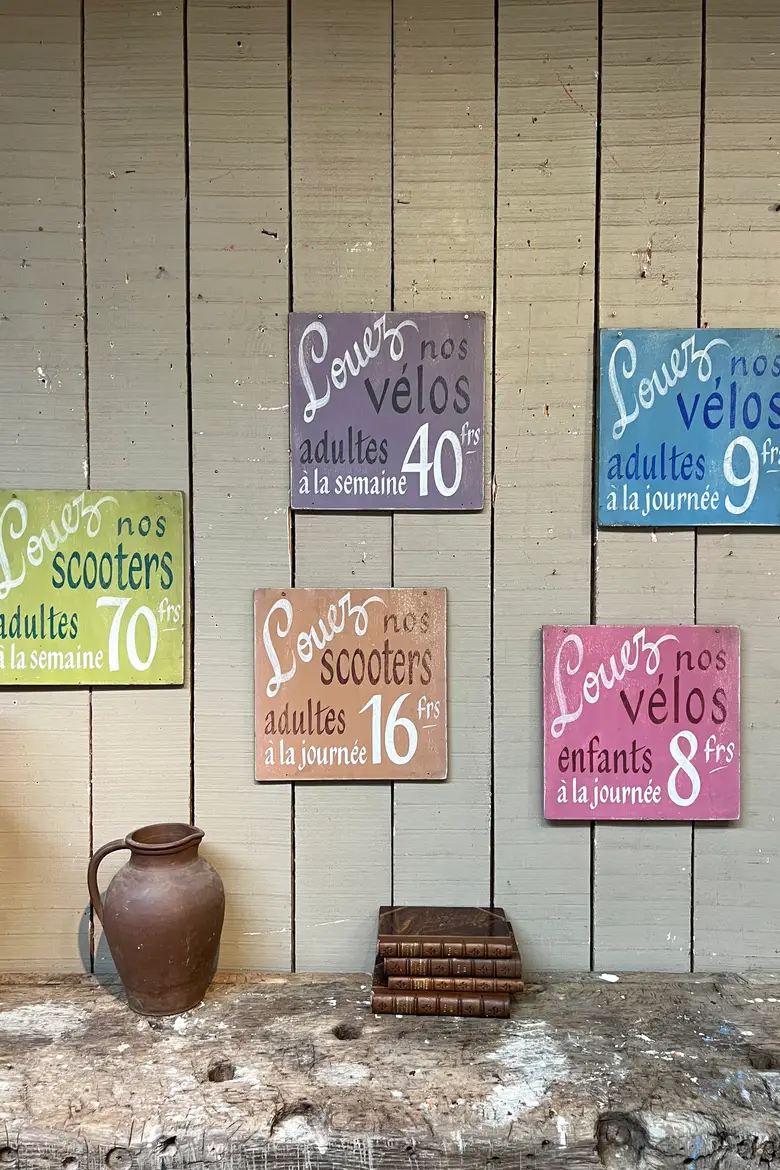 Anciennes plaques publicitaires en bois  Années 50