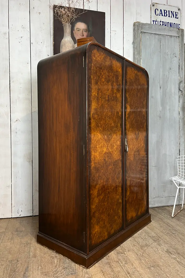 Armoire anglaise année 50