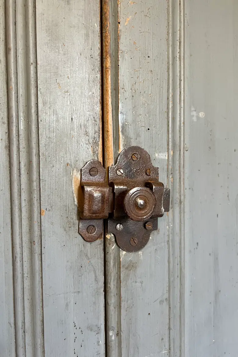 Armoire d’atelier en bois Début XXème
