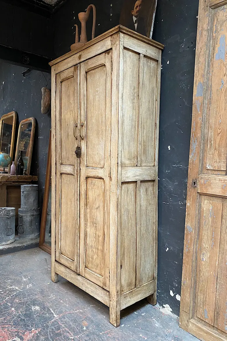Armoire d’atelier en bois Début XXème
