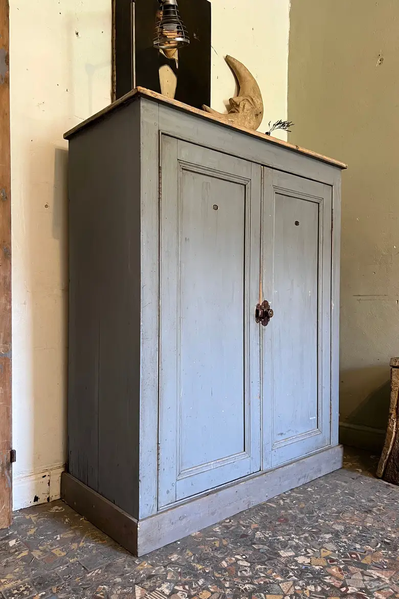 Armoire d’atelier en bois Début XXème