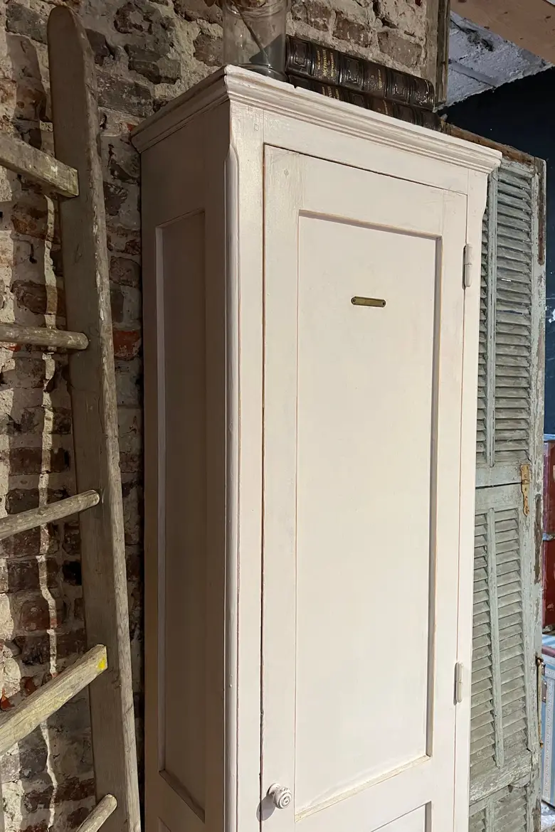 Armoire d’atelier en bois Début XXème