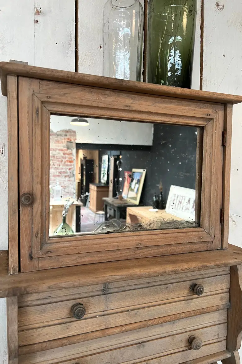 Armoire de toilette en bois Début XXème