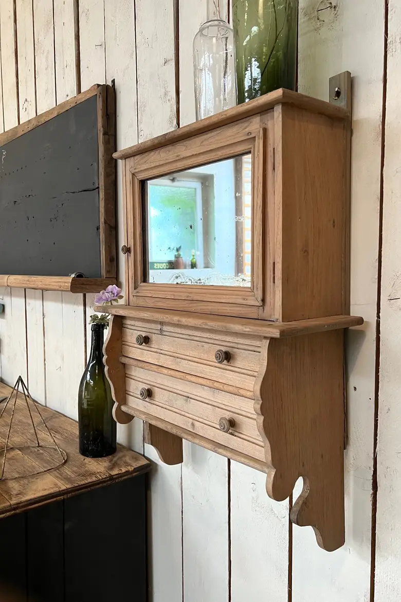 Armoire de toilette en bois Début XXème