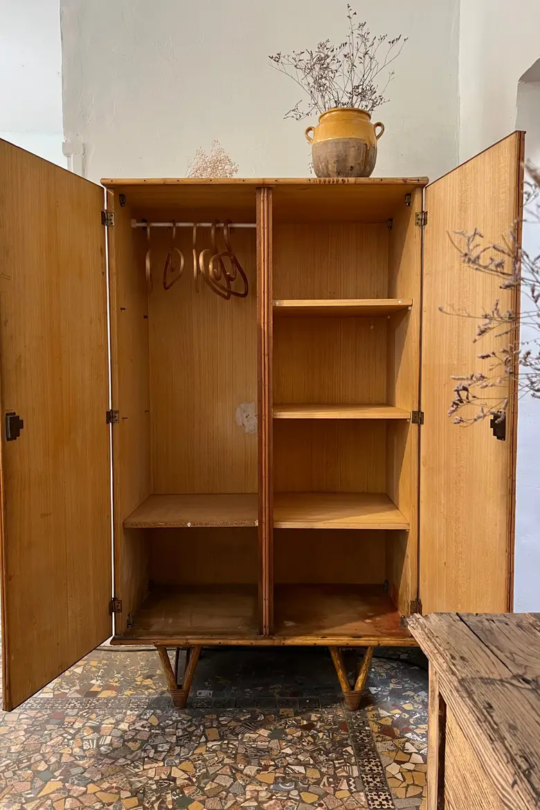 Armoire en rotin vintage Années 50 Audoux MINET