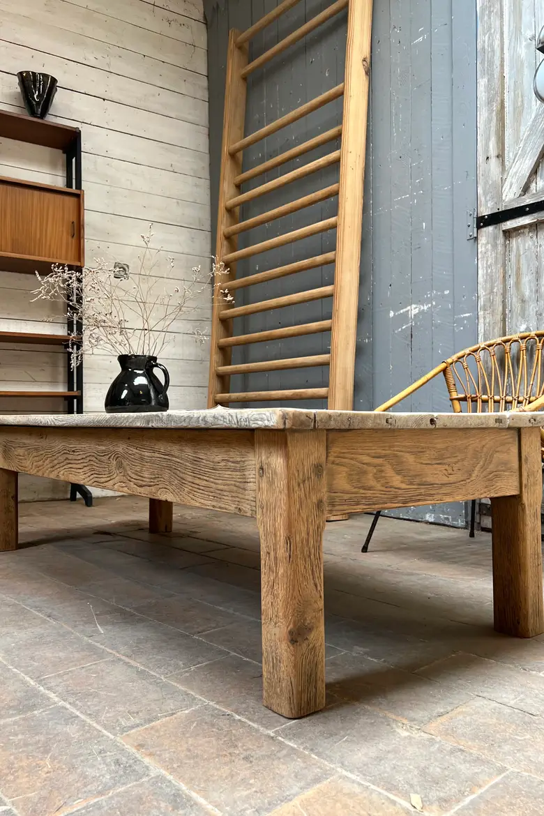 Table basse en chêne fin 19ème