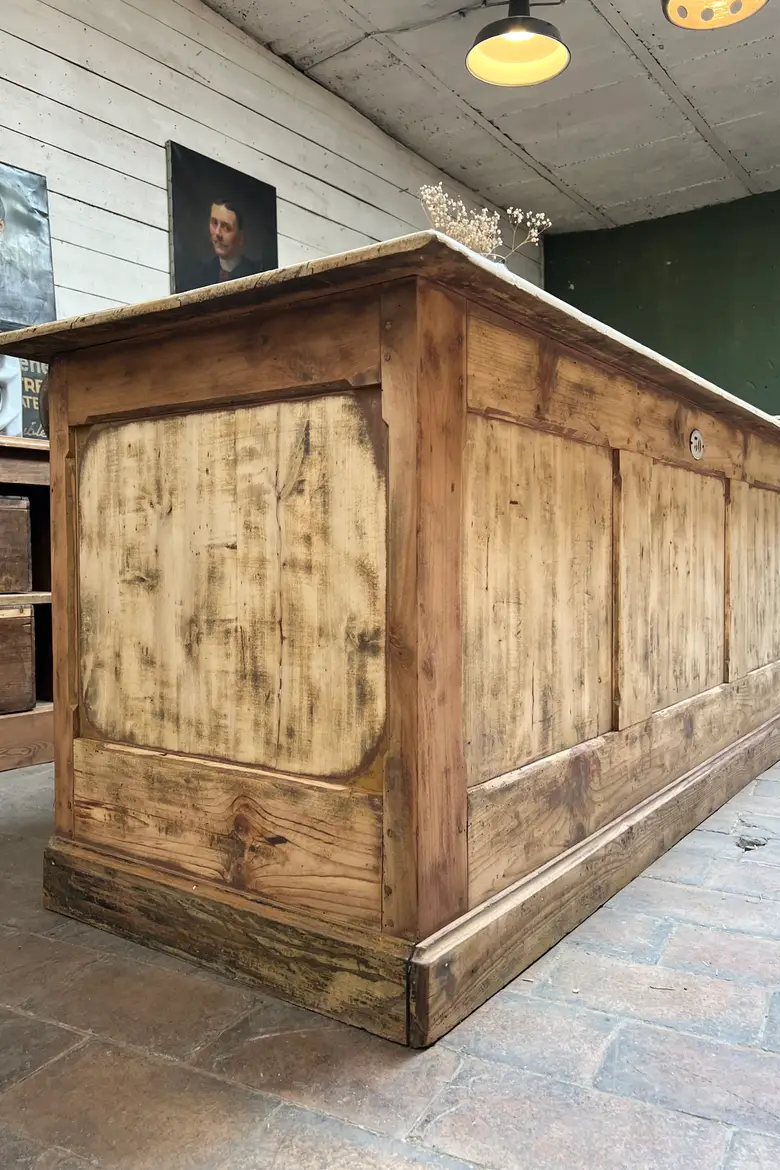 Ancien comptoir d’estaminet en hêtre Début XXème