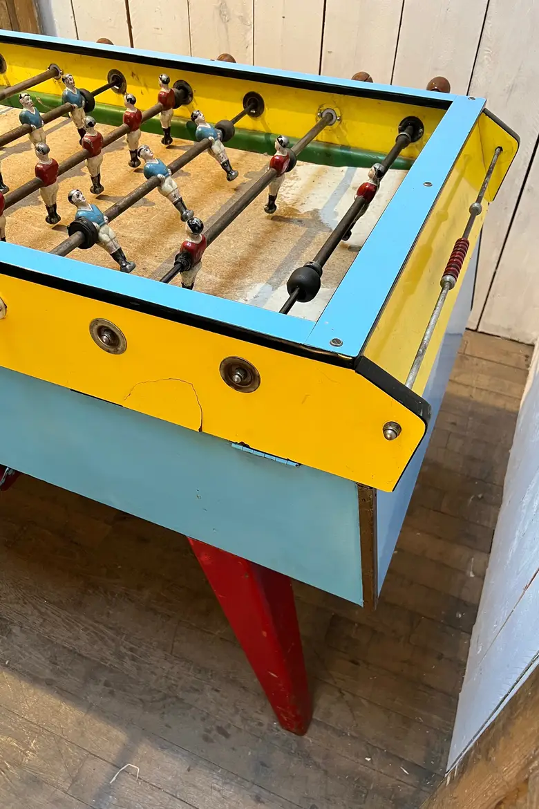 Baby-foot en Formica Années 70