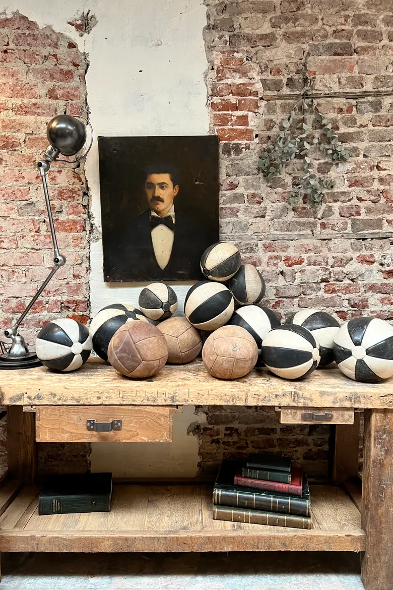 Ballons vintage Medecine ball en cuir