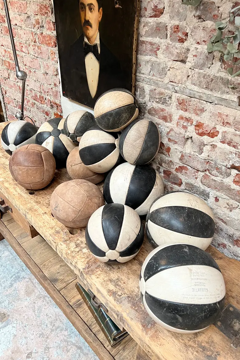 Ballons vintage Medecine ball en cuir