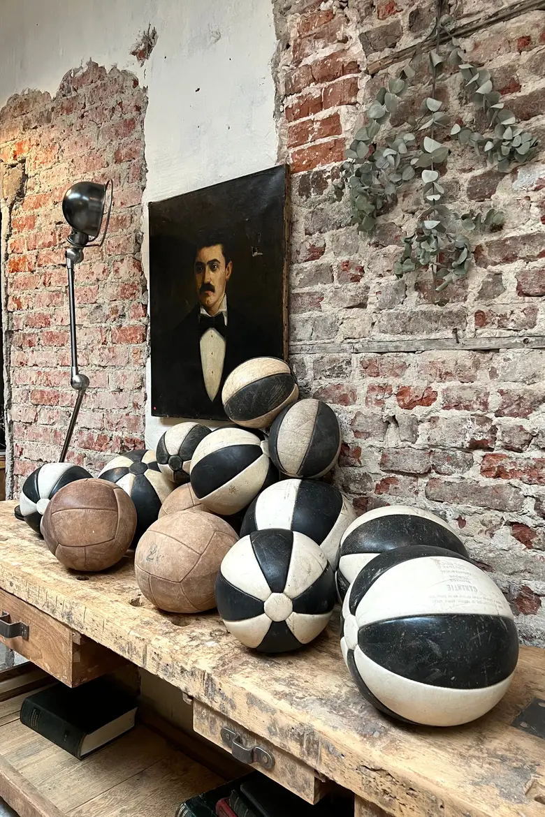 Ballons vintage Medecine ball en cuir