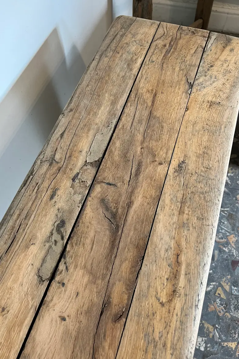 Banc brutaliste en chêne brut Début XXème