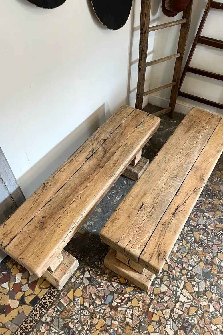 Banc brutaliste en chêne brut Début XXème