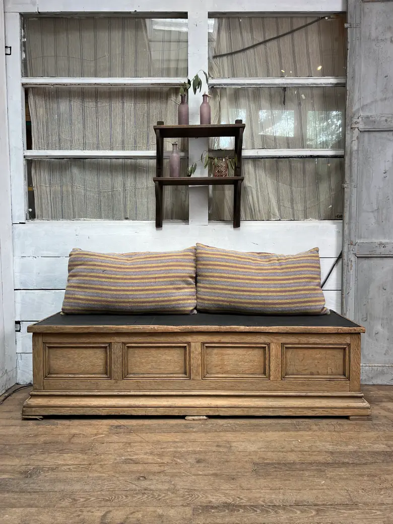 Banc coffre en chêne