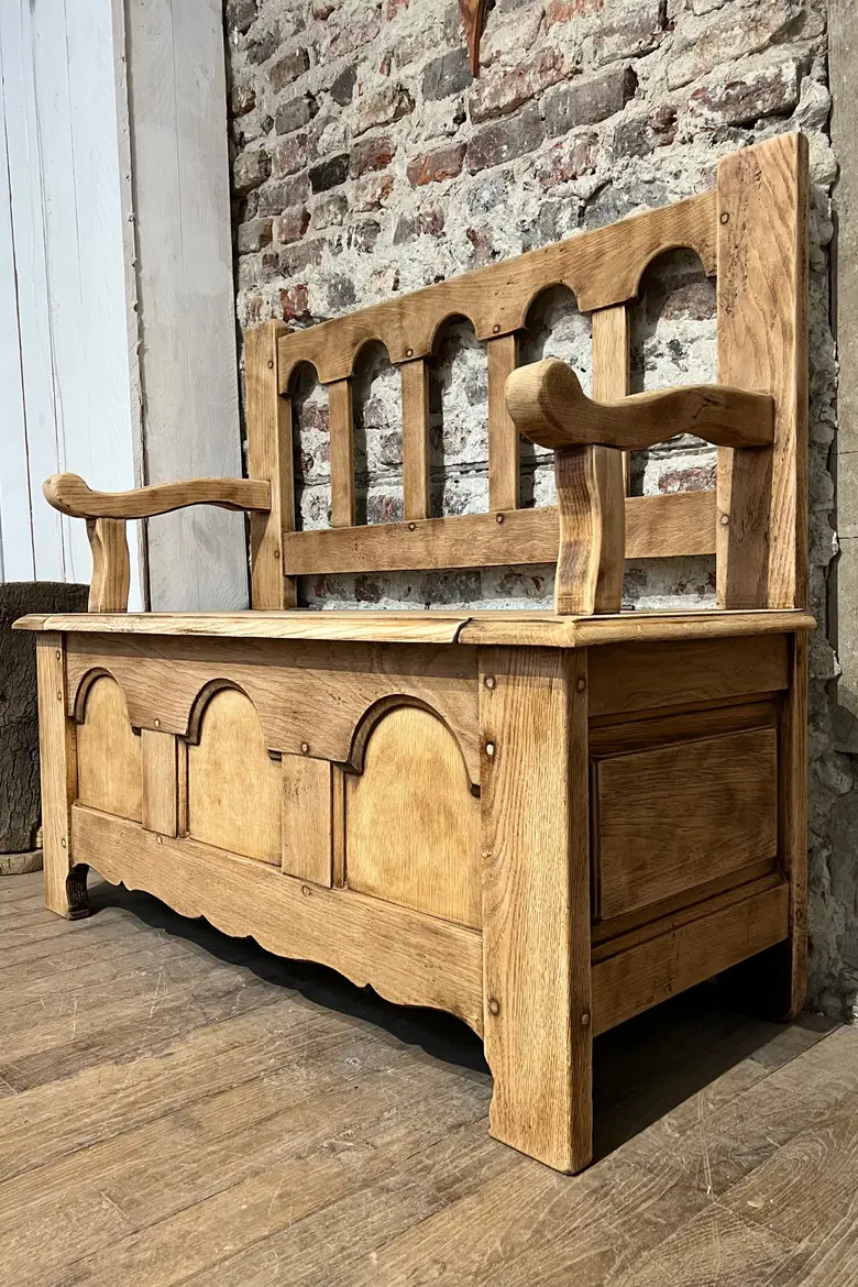 Banc coffre rustique en chêne Début XXème
