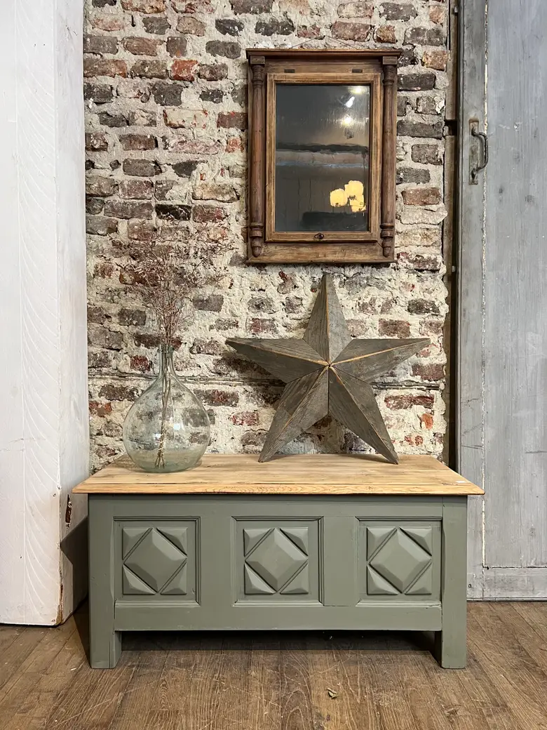 Banc coffre rustique en chêne peint Début XXème